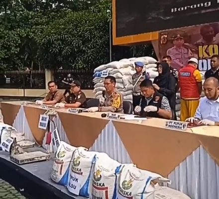 Pengungkapan Pabrik Pupuk Palsu di Cipatat: Ancaman Serius Bagi Petani dan Lingkungan