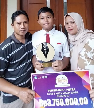 Muhammad Fathir dari SDN Soreang 01 Juara Pertama Lomba Maca & Nulis Aksara Sunda FTBI Tingkat Jabar, Siap ke Tingkat Nasional