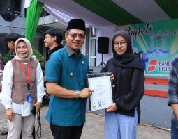 Bupati Bandung Targetkan Puluhan Ribu Ijazah Sekolah yang Tertahan Beres Tahun 2025
