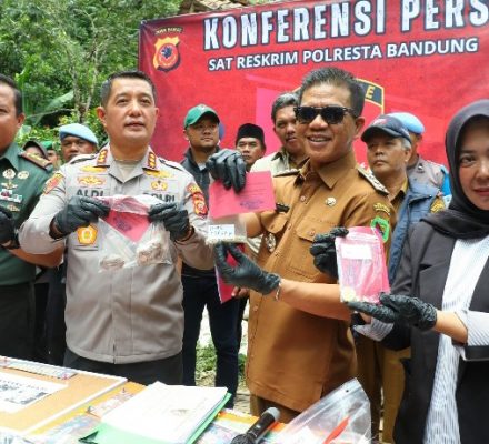 Negara Dirugikan Rp 1 Triliun. Bupati Bandung Tutup Penambangan Emas Ilegal di Kutawaringin