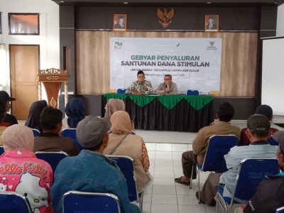 Gebyar Penyaluran Santunan Dana Stimulasi untuk Warga Terdampak Gempa Kertasari Pangalengan   