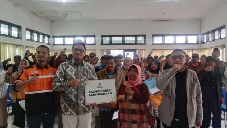 Gebyar Penyaluran Santunan Dana Stimulasi untuk Warga Terdampak Gempa Kertasari Pangalengan