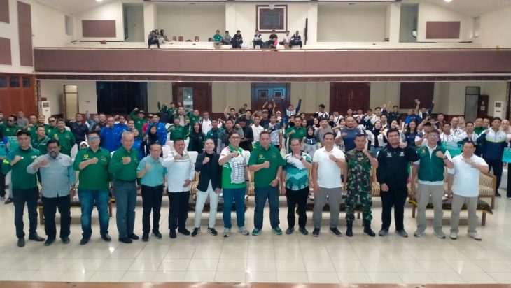 Bupati Bandung Berikan 'Kadeudeuh' Sebesar Rp 6,5 Miliar Bagi Para Peraih Medali PON