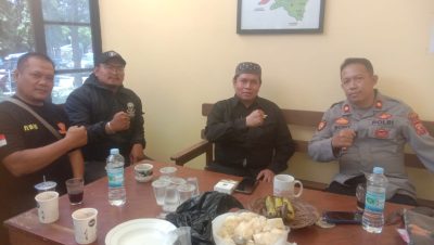 H. Acep Ketua Linmas Desa Rahayu TKI Sampaikan Arahan Sesuai Petunjuk Kompol Bony Yuniar