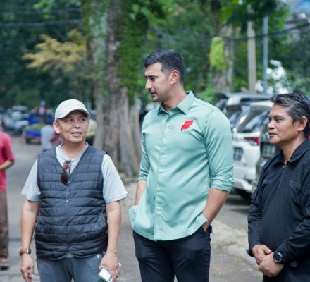 Giat Bersihkan Sampah, Kang Ali Syakieb Ingin Ciptakan Lingkungan Pemerintah Lebih Bersih dan Rapi