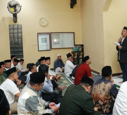 Saat Safari Ramadan, Bupati Bandung Bantah Potong Gaji ASN untuk Zakat