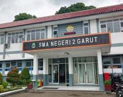 SMAN 2 GARUT TERUS MENINGKATKAN KBM DI BULAN RAMADHAN