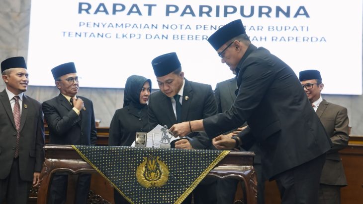 Perda Bangunan dan Gedung (PBG) Kabupaten Bandung Disahkan, Rumah di Sempadan Sungai Bakal Ditertibkan