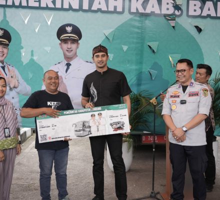 Wakil Bupati Bandung Ali Syakieb Lepas 700 Peserta Mudik Gratis Tujuan Surakarta dan Yogyakarta 