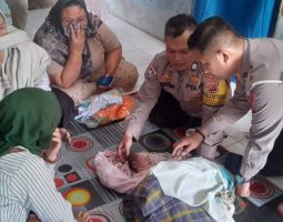 Kurang Dari 1x24 jam Jajaran Polsek Margaasih Polres Cimahi Tangkap Pelaku Buang Bayi Hasil Hubungan Gelap