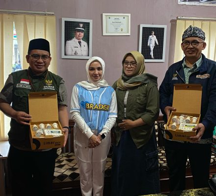 Gercep! BAZNAS Kabupaten Bandung dan Brader Turun Tangan Langsung Terapkan Sedekah Cahaya di Pangalengan