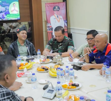 Setiap Peringatan May Day Kondusif, Bupati Bandung Komitmen Tetap Jaga Hubungan Harmonis dengan Buruh