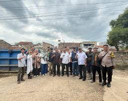 Bupati Bandung Gerak Cepat Atasi Banjir Dayeuhkolot, Ini Respon Positif Warga Dayeuhkolot