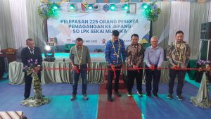 Wabup Bandung Lepas 225 Peserta Pelatihan Magang ke Jepang, Ali Syakieb: Komitmen Tingkatkan Taraf Ekonomi Masyarakat