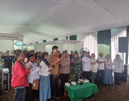 Sukses! Spirit Bedas Job Fair dan Talkshow Inspiratif Gebyar Pangalengan Motekar 2025 di Desa Pulosari. Acara Fresh Graduate