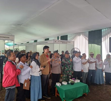 Sukses! Spirit Bedas Job Fair dan Talkshow Inspiratif Gebyar Pangalengan Motekar 2025 di Desa Pulosari. Acara Fresh Graduate