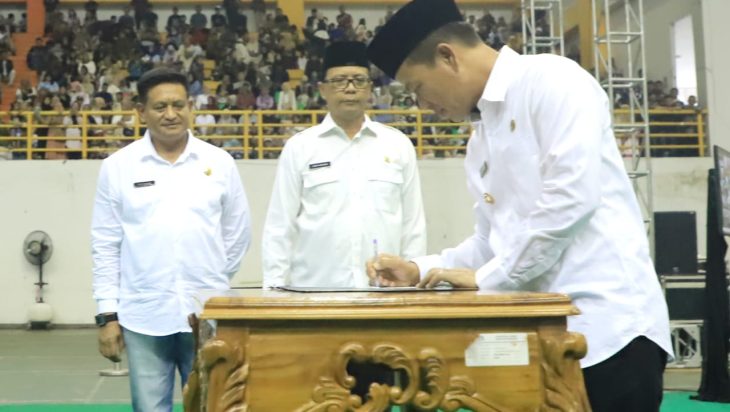 Bedas Pisan! Bupati Bandung Angkat 6.900 PPPK dan CPNS di Lingkungan Pemkab Bandung