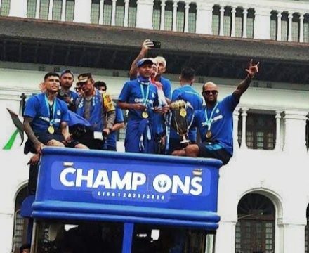 Lautan Biru Bandung, Persib Juara, Kemenangan Bersejarah bersama Bapak Aing KDM