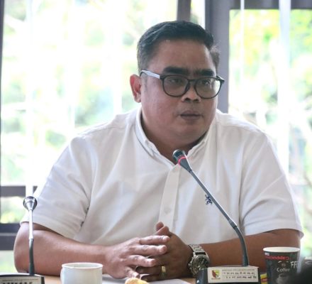IKM Kab. Bandung Capai 88,77 Persen, Hadiat S. Pd. I Apresiasi Kinerja Bupati Bandung.