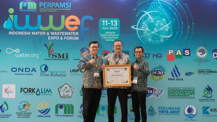 Bedas Pisan! Bupati Bandung Kembali Raih Penghargaan dari Kemendagri