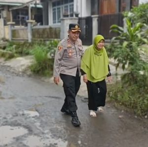 Polsek Margaasih Polres Cimahi Isi HUT Bhayangkara Ke - 79 Dengan Bakti Sosial Pelayanan Kesehatan Gratis