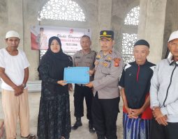 Bakti Religi Kapolsek Margaasih Kompol Bony Yuniar AA., S.IP., MH. Berikan Bantuan Pembangunan Mesjid Jami Al-Ma'Ruf Walbarrokah.