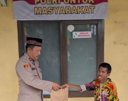 Bakti Sosial Jum'at Berkah di HUT Bayangkara Ke 79 Bersama Kapolsek Margaasih Kompol Bony Yuniar., AA., S.Ip., MH.