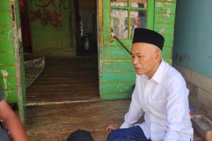 Ketua Fraksi PKB Tarya Witarsa Tinjau Rumah Warga yang Bakal Diperbaik