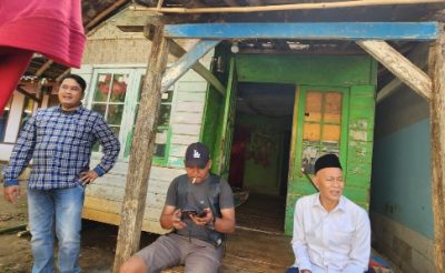 Ketua Fraksi PKB Tarya Witarsa Tinjau Rumah Warga yang Bakal Diperbaik