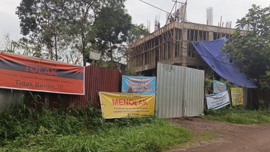 Penerbitan PBG Bangunan Sekolah Swasta di Desa Sukamukti yang Ditolak Warga.