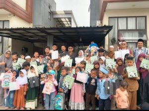 Anggota DPRD Hadiat Berbagi Kebahagiaan Bersama Anak Yatim