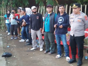 Kolaborasi Kapolsek Margaasih Polres Cimahi Dengan Putra Nanjung Selenggarakan Turnamen Bola Voli