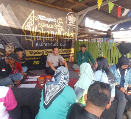 KAPOLSEK MARGAASIH POLRES CIMAHI KOMPOL BONY YUNIAR LANGSUNG PIMPIN TECHNICAL MEETING TURNAMEN BOLA VOLLY