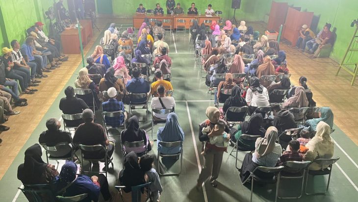 Warga Desa Langensari Solokan Jeruk Sumringah Terima Sertipikat Gratis dari BPN Kab. Bandung