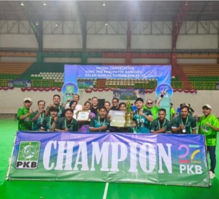 Raih Juara 3 Futsal Competition, Team DPAC Ibun Mendapat Ucapan Selamat Dari Ketua DPRD.