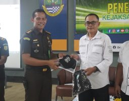 PENERANGAN HUKUM KEJATI JABAR DI DESA MEKARMUKTI KAB. BANDUNG BARAT