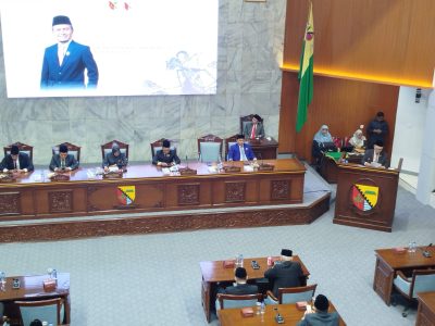 RAPAT PARIPURNA DPRD KAB. BANDUNG. Eksekutif dan Legislatif Sepakat Beberapa Raperda Dilakukan Pembahasan untuk Tahun 2026