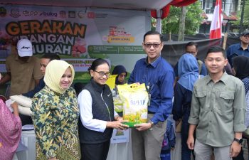 KAJATI JABAR RESMI MEMBUKA KEGIATAN PASAR MURAH DAN BAZAR USAHA MIKRO/KECIL SECARA SERENTAK SE-JAWA BARAT