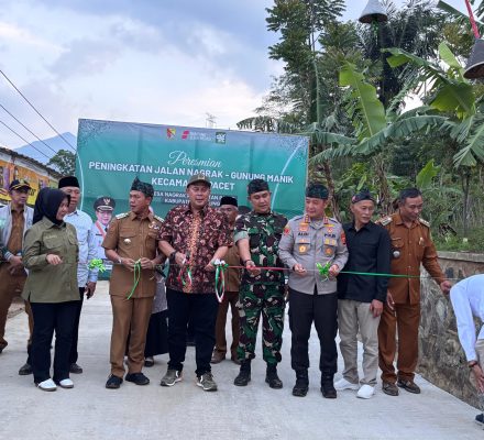 Linda Herlina: Peningkatan Kualitas Pembangunan Jalan Nagrak Bukti Konkrit Hadirnya Pemerintah