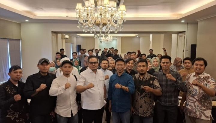 Silaturahmi dengan Struktur Pengurus PKB di Dapil l, Anggota DPRD Hadiat : Komitmen, Kompak dan Solid untuk Memberikan Pelayanan Kepada Masyarakat.