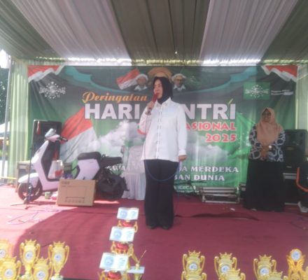 Ketua DPRD Renie Rahayu Buka Kirab Santri Dalam Rangka Hari Santri Nasional di Majalaya