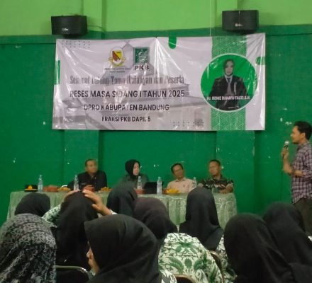 Reses di Desa Cibodas, Hj Renie Rahayu Fauzi Ajak Para Konstituen Jalin Komunikasi Untuk Tingkatkan Pembangunan