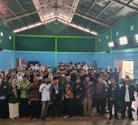 Reses di Desa Pangauban:, Pacet, H Tarya Witarsa Apresiasi Para Konstituen Ikuti Kegiatan Reses.