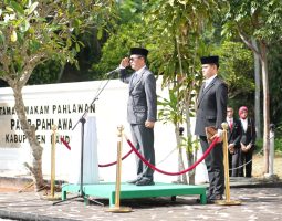 Di Hari Pahlawan. Bupati Bandung Ajak Masyarakat Teladani Semangat dan Keikhlasan Pahlawan