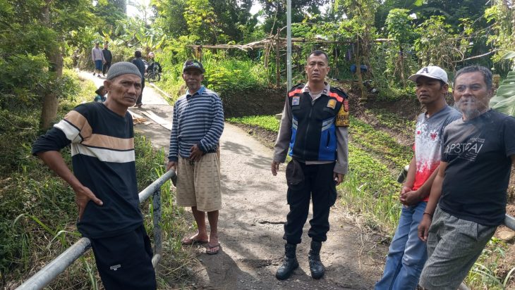 "POLRI UNTUK MASYARAKAT" BHABINKAMTIBMAS LAGADAR POLSEK MARGAASIH SAMBANG KE WARGA BINAAN