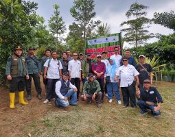 SOMASI Gelar Penanaman Pohon di Gambung, Dorong Kolaborasi Pentahelix untuk Selamatkan Lingkungan