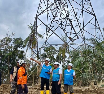 PLN Terus Kebut Siang Malam Perbaiki Jalur Listrik Langsa-Pangkalan Brandan, Penopang Pemulihan Kelistrikan Aceh
