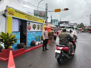 Polisi Matangkan Pengamanan Nataru 2025–2026, Kabag SDM Polresta Bandung Tinjau Pos Sentral Pangalengan