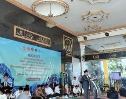 Kemenag Kick Off Program Masjid Ramah Pemudik Nataru di Karawang