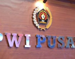 PWI Pusat Terbitkan Edaran Rangkap Jabatan, Perpanjangan KTA dan Donasi Kemanusiaan Bencana Sumatera